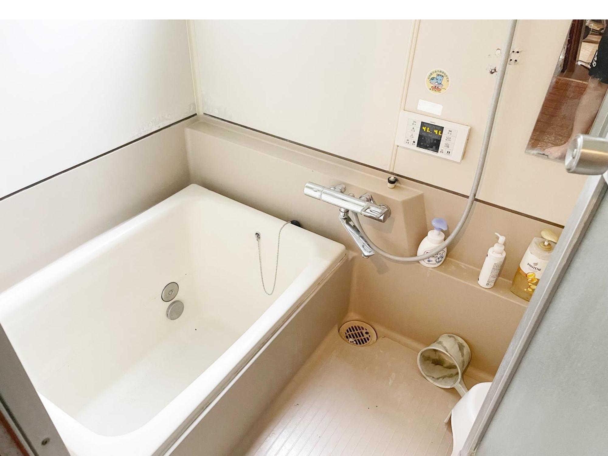 Tatami Room & Living Room Equipped With Multinational Tv And Fire, Bbq Corner In Tokyo Downtown House エクステリア 写真